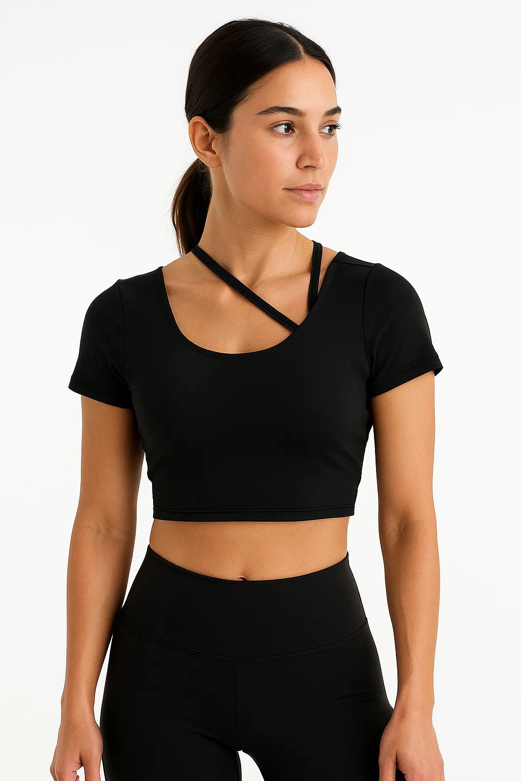 20250819_1410_Black Sports Crop Top_remix_01k31mt051f5qtjer48mp32scn